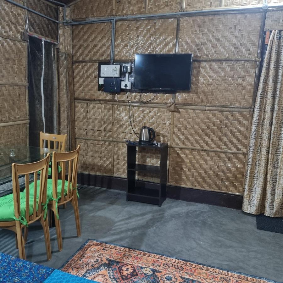 Alohi The Terrace Homestay Tezpur Екстериор снимка